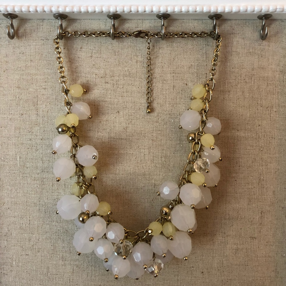 Express statement necklace